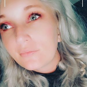 Meet your Posher, Brandi